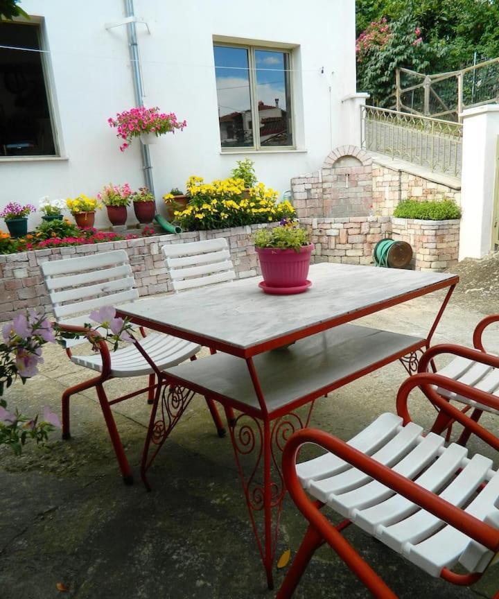 קאלאבאקה Traditional Antique Deco House מראה חיצוני תמונה