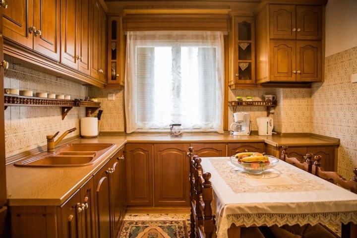 קאלאבאקה Traditional Antique Deco House מראה חיצוני תמונה